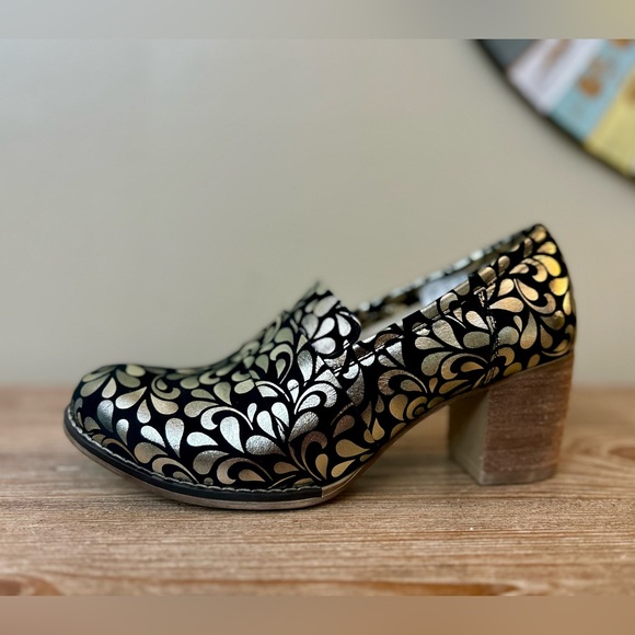 Zapato Women's Italian Handmade Leather Block Heel Pumps SZ 7 Metallic - Picture 4 of 13